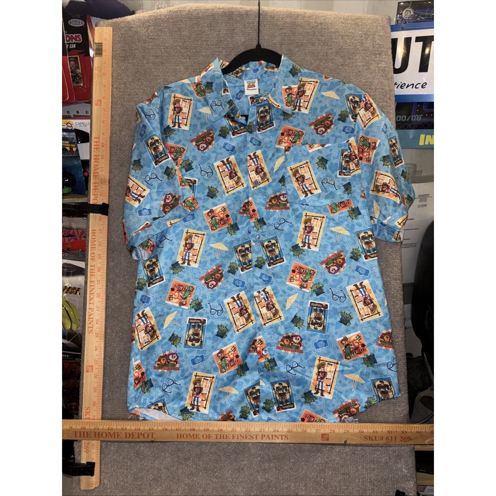 Vintage Disney Parks Hawaiian Button Down Shirt Toy Story Men's Size Small